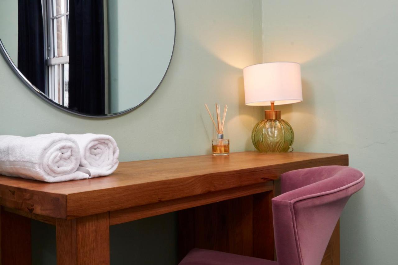 Fantastic Central Stratford Two Bedroom Apartment By Purestay Short Lets & Serviced Accommodation With Parking Eksteriør billede