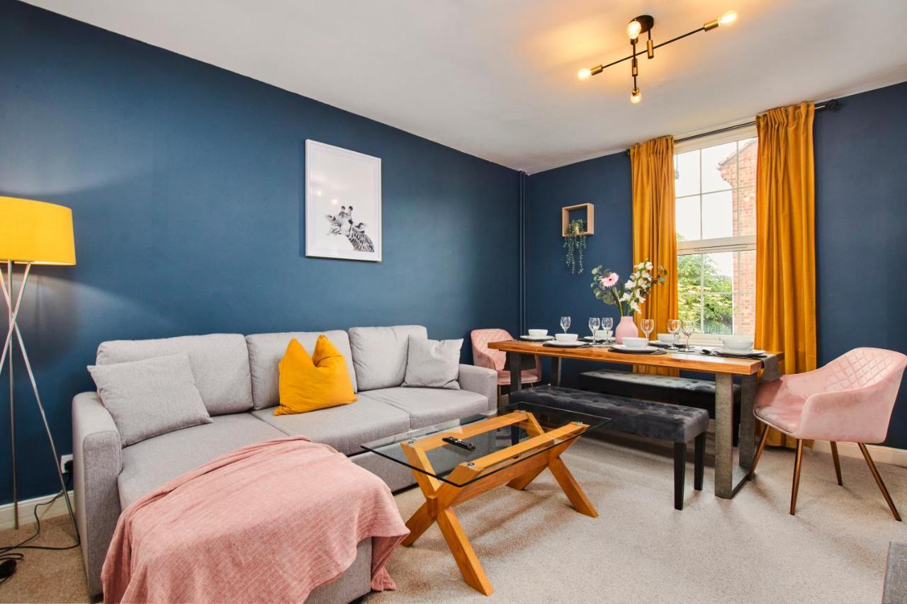 Fantastic Central Stratford Two Bedroom Apartment By Purestay Short Lets & Serviced Accommodation With Parking Eksteriør billede