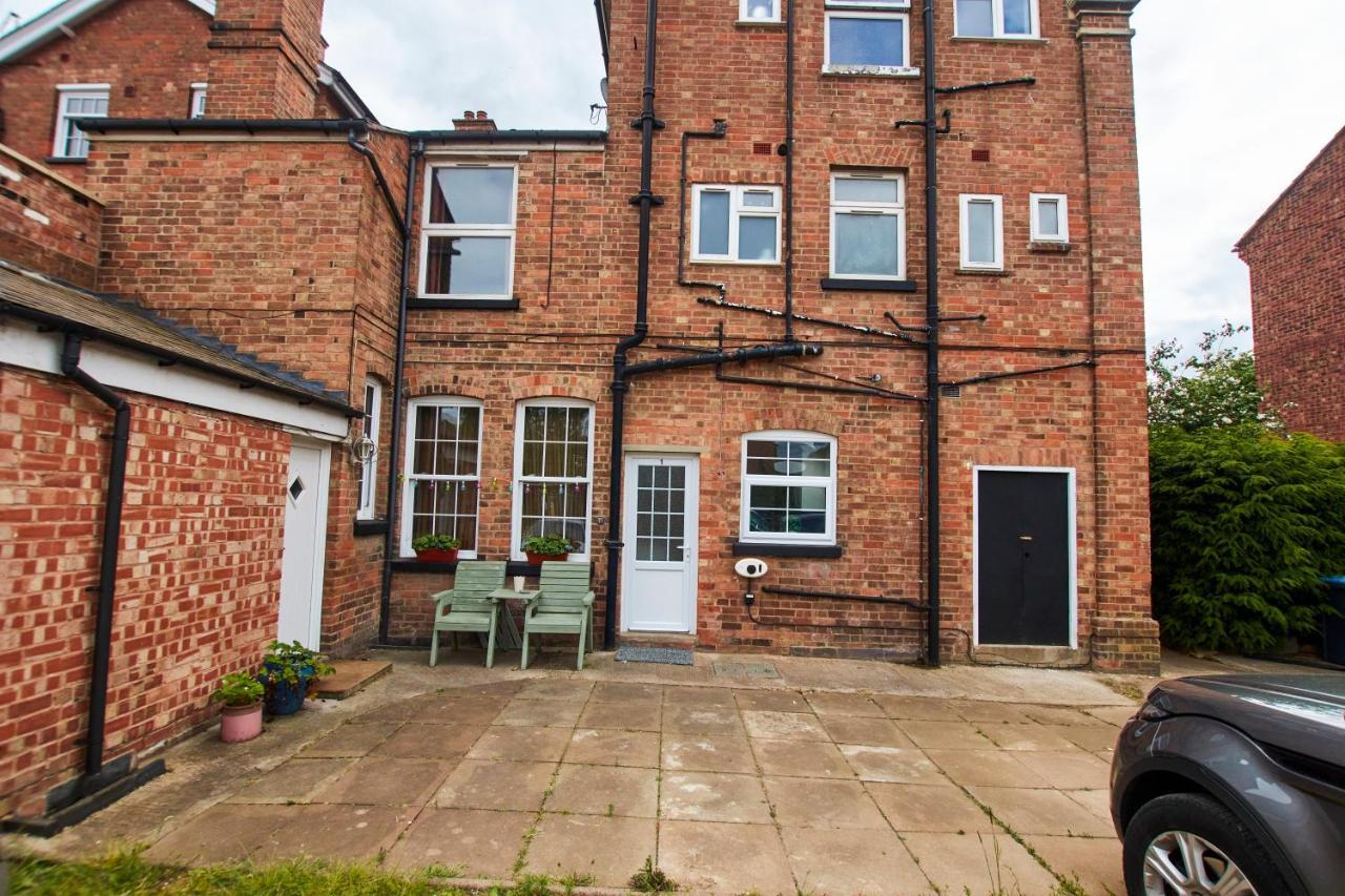 Fantastic Central Stratford Two Bedroom Apartment By Purestay Short Lets & Serviced Accommodation With Parking Eksteriør billede